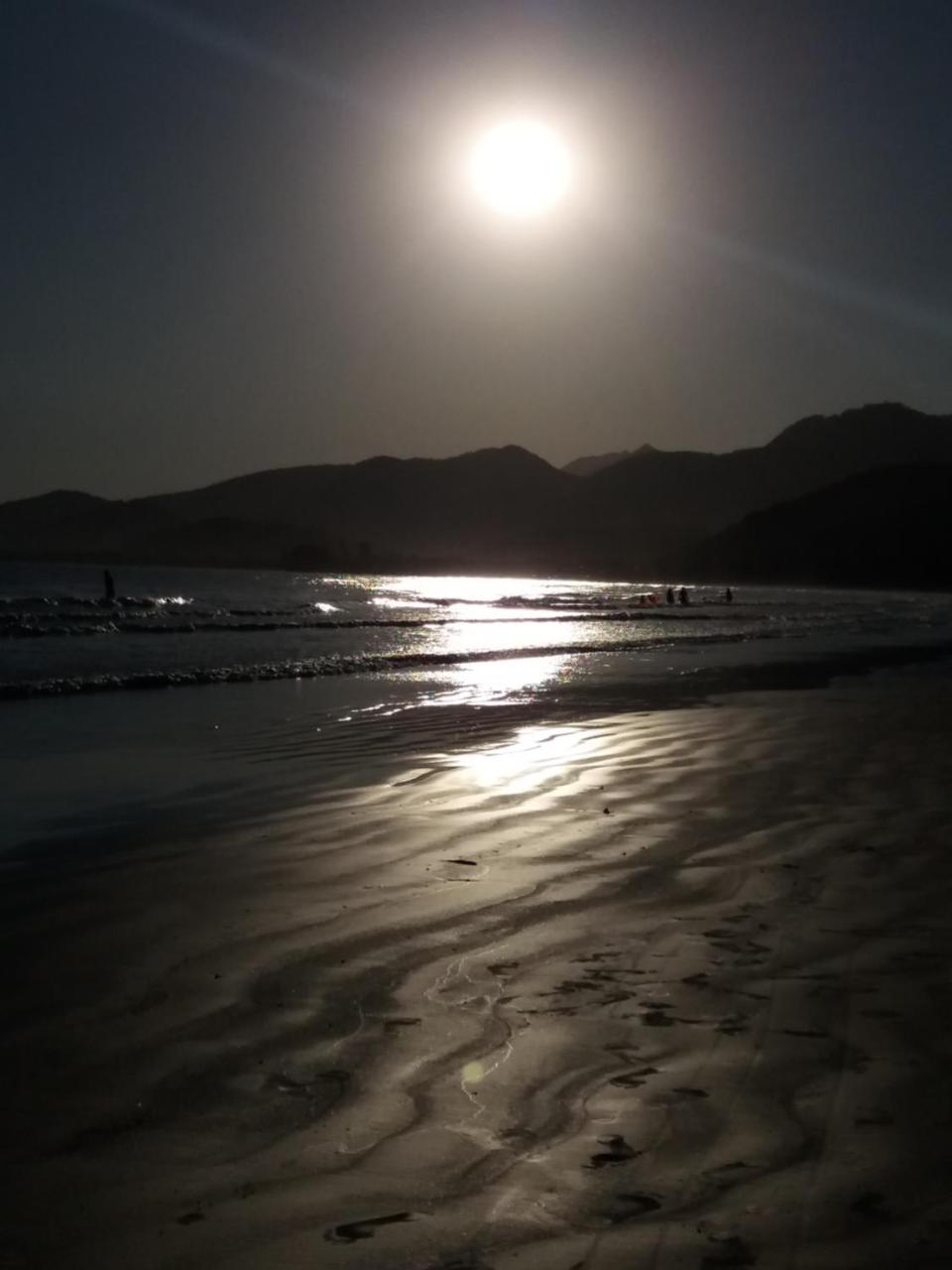Hotel Nevada Ubatuba Kültér fotó